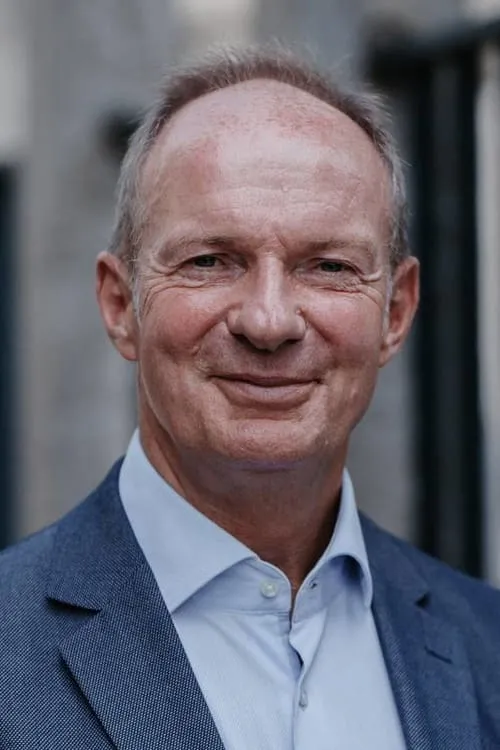 Walter Ulbricht ha trabajado con Stefan Trobisch-Lütge en 1 ocasiones