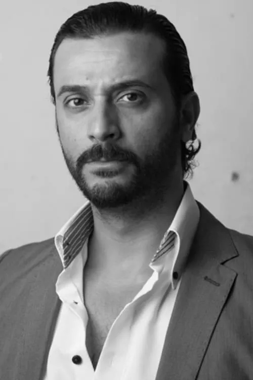 Jehanguir Byramjee ha trabajado con Steffan Busuttil en 1 ocasiones