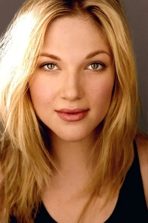 Steffanie Leigh interpretando a Susanna