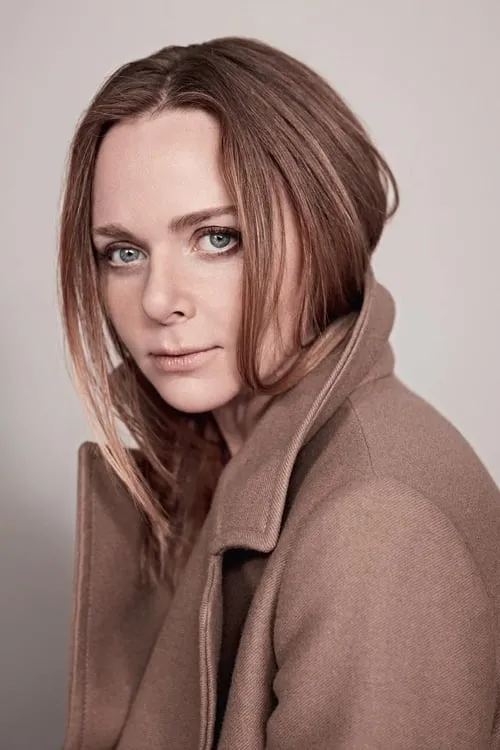 Derrick Barry ha trabajado con Stella McCartney en 1 ocasiones