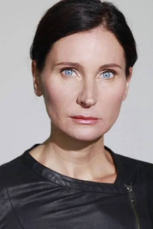 Ernest Hausmann ha trabajado con Stephanie Engel en 1 ocasiones