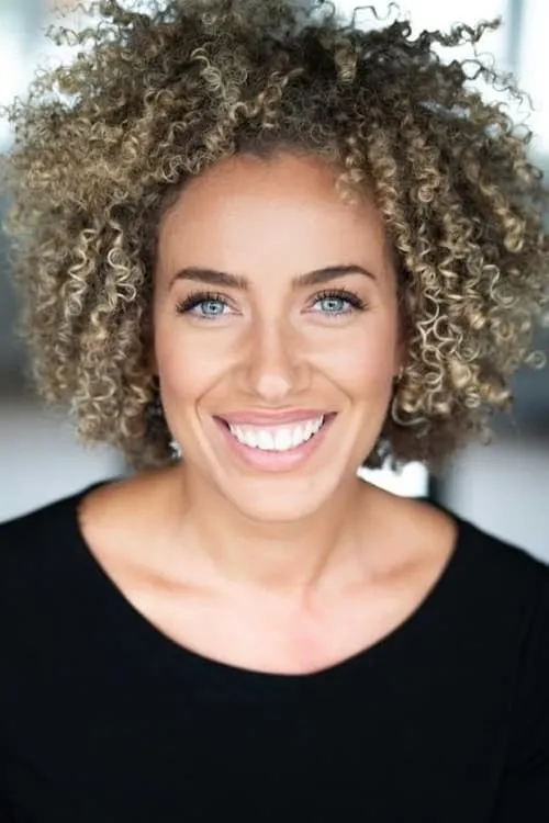 Freya Parks ha trabajado con Stephanie Siadatan en 1 ocasiones