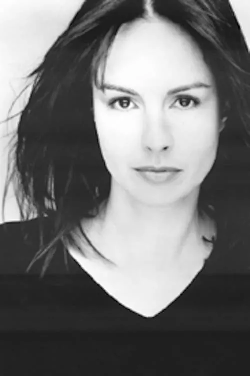 Stéphany Maillery interpretando a Maude