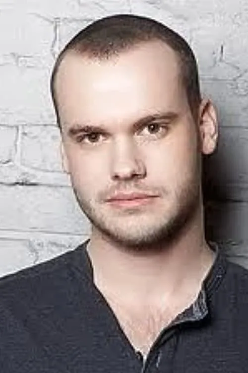 Lucy Faust ha trabajado con Stephen Louis Grush en 3 ocasiones