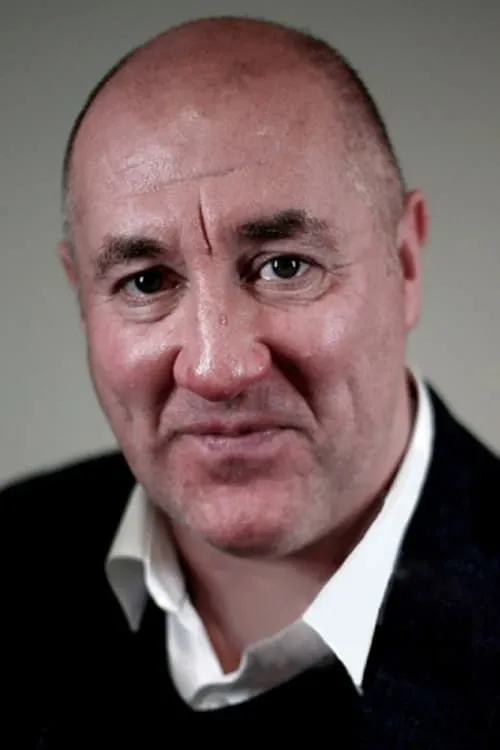 Thomas Hauser ha trabajado con Steve Bunce en 1 ocasiones