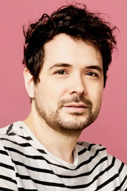 Steve Gagnon — personaje: Self