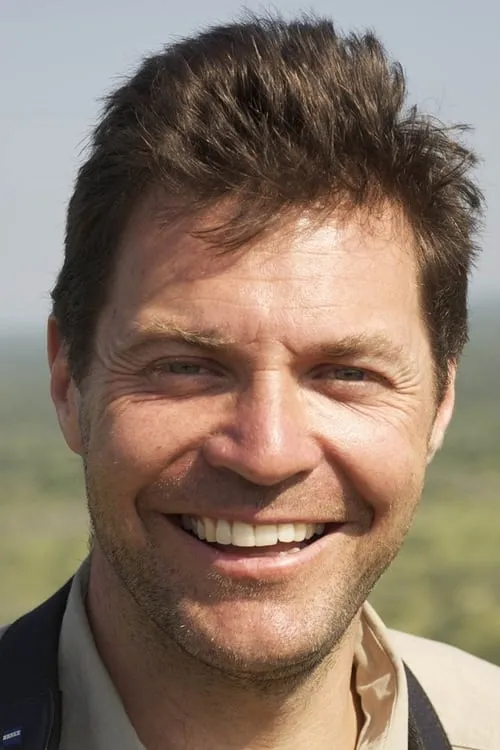 Steve Leonard — personaje: Himself (presenter)