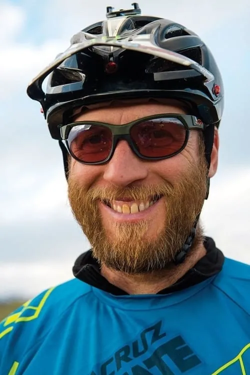 Thomas Vanderham ha trabajado con Steve Peat en 2 ocasiones