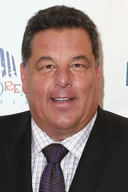 Jerry Grayson ha trabajado con Steve Schirripa en 2 ocasiones