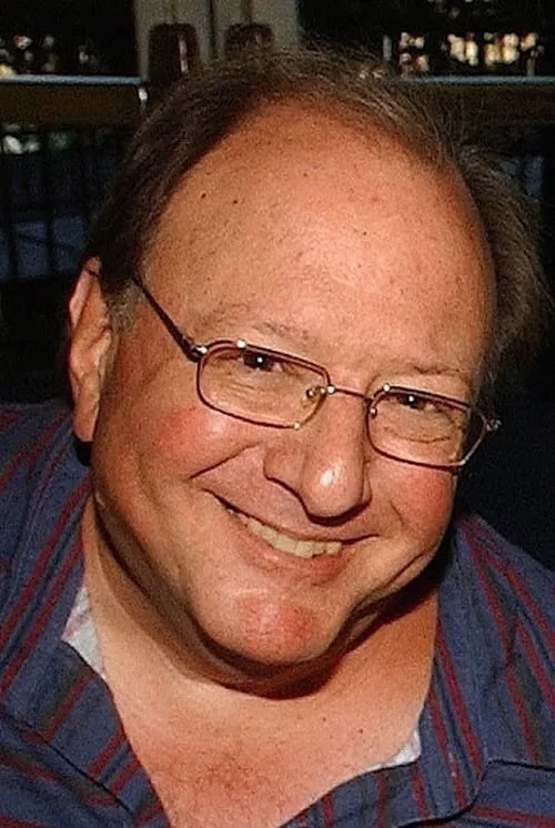 Foto de perfil del actor Steve Stoliar en el reparto