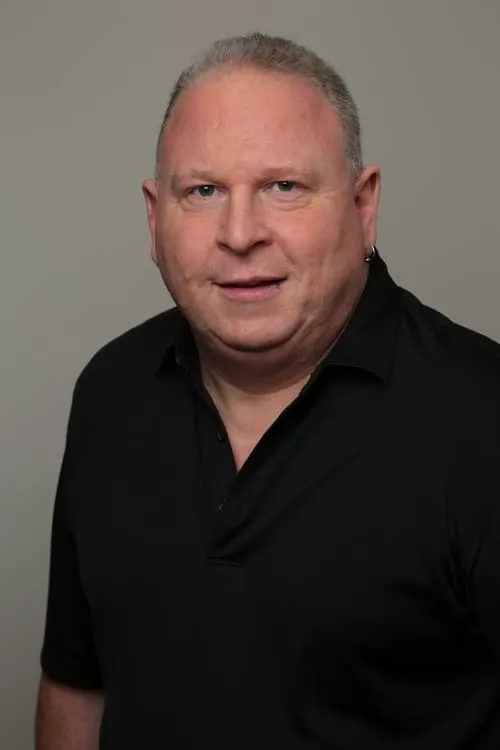 Fiona Bruce ha trabajado con Steve Strange en 1 ocasiones