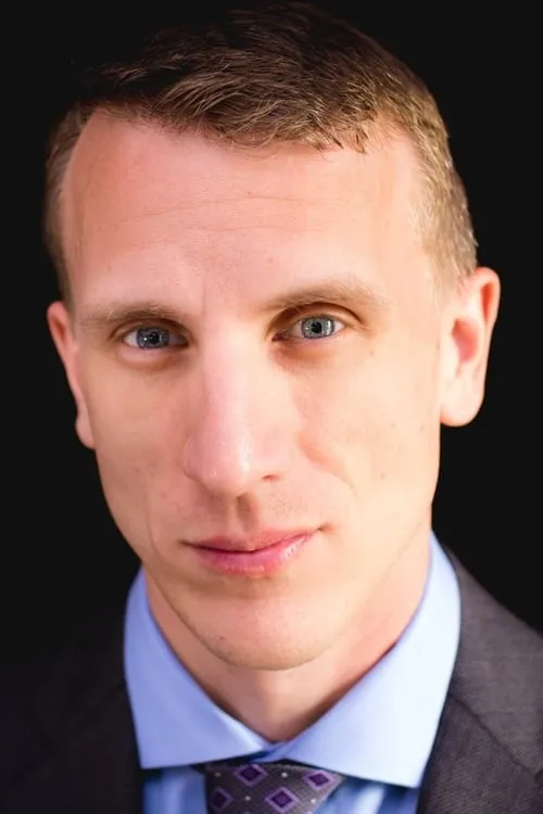 Steven Farmer interpretando a Sean