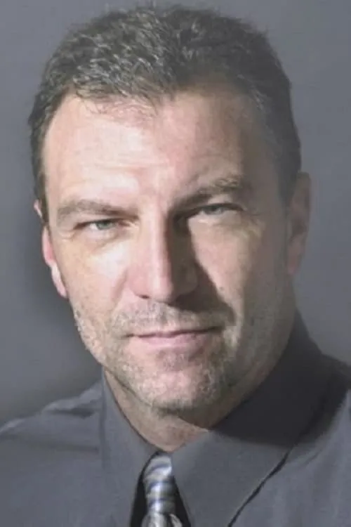 Rafer Weigel ha trabajado con Steven Maines en 1 ocasiones