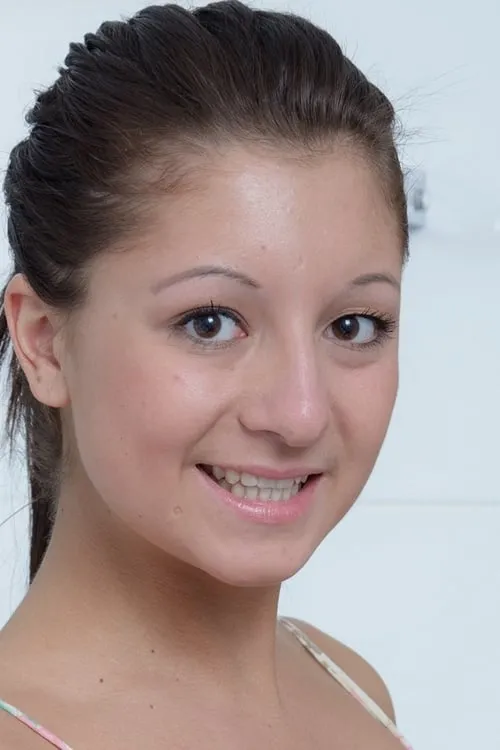 Lisa ha trabajado con Stonell en 1 ocasiones