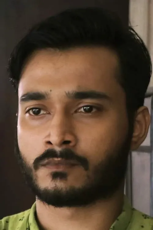 Suhotra Mukhopadhyay — personaje: Sarathi