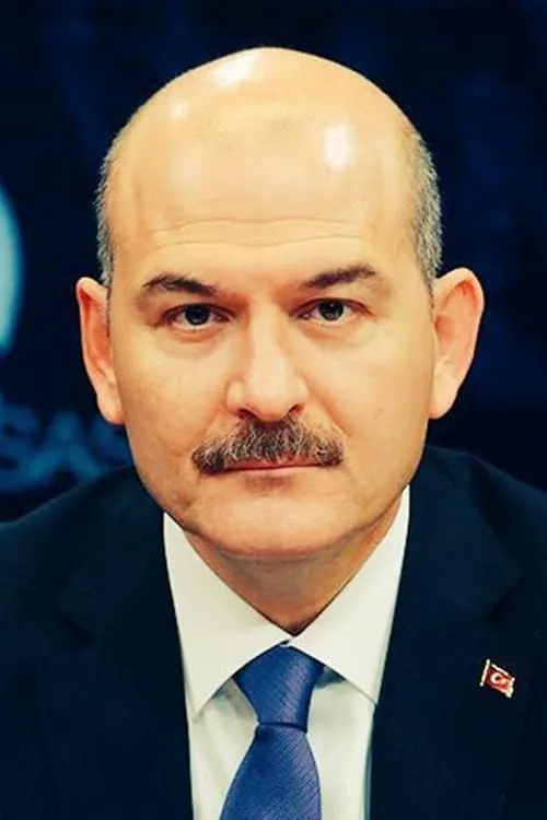 Süleyman Soylu — personaje: Süslü Sülü