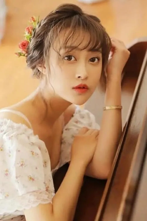 Sun Qiao Lu — personaje: Ling Mei Qi / Maggie Lin