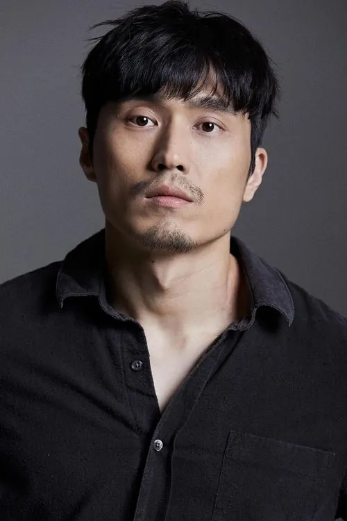 Sungsoo Yune en su biografía y filmografía