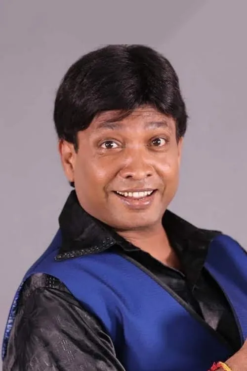 Sunil Pal interpretando a 