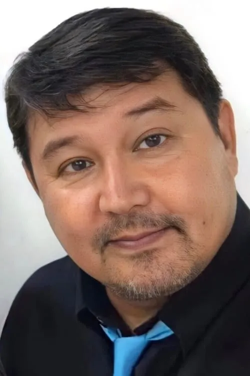 Akekaphan Bunluerit ha trabajado con Suriya Yaowasang en 1 ocasiones