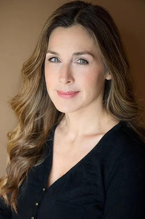 Devin Cecchetto ha trabajado con Suzanna Lenir en 1 ocasiones