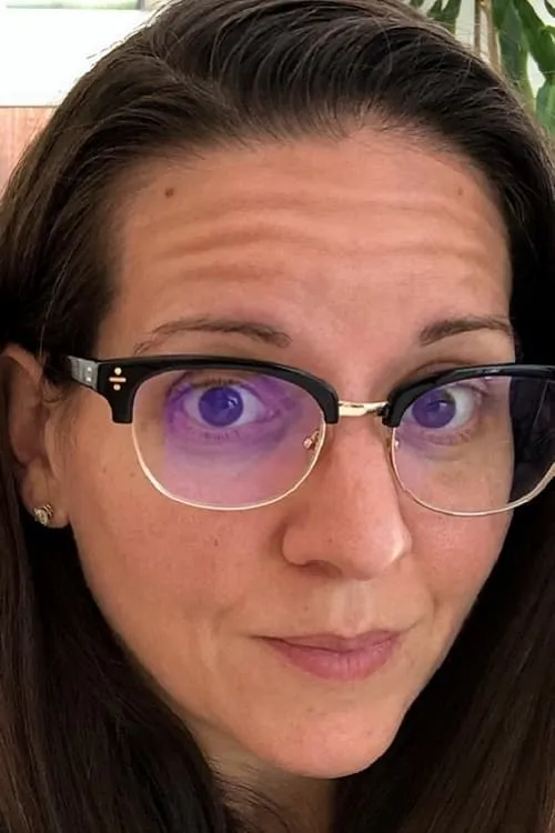 Suzanne Ferrari interpretando a