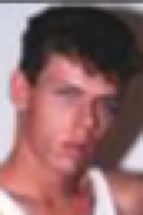 Sven Fisher interpretando a