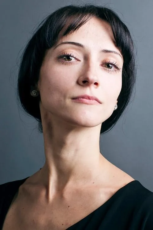 Svetlana Lunkina interpretando a Zina