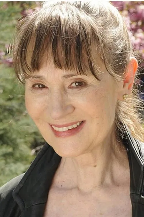 Tony Triano ha trabajado con Sybil Lines en 1 ocasiones