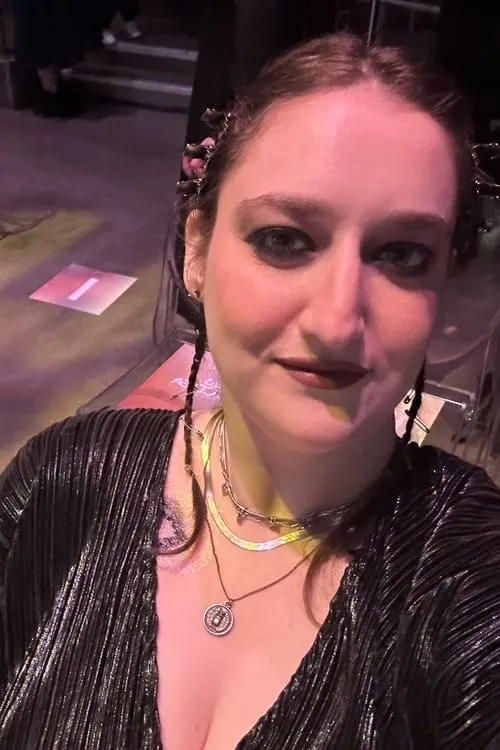 Noah Bridgestock ha trabajado con Sydney Breithaupt en 1 ocasiones