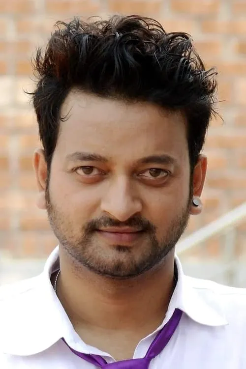 Mahiya Mahi ha trabajado con Symon Sadik en 3 ocasiones