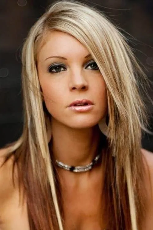 Ariane Von Kamp ha trabajado con Szilva Vecserdy en 1 ocasiones