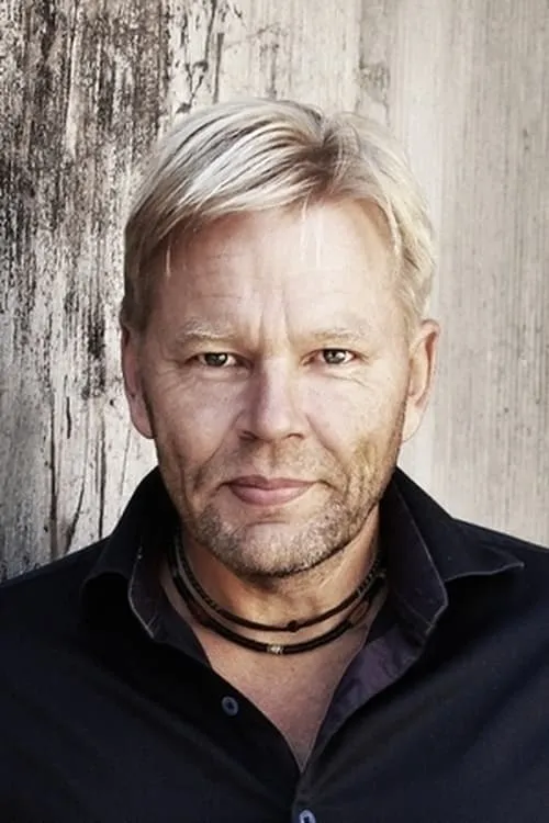 Joonas Vartia ha trabajado con Taavi Vartia en 2 ocasiones