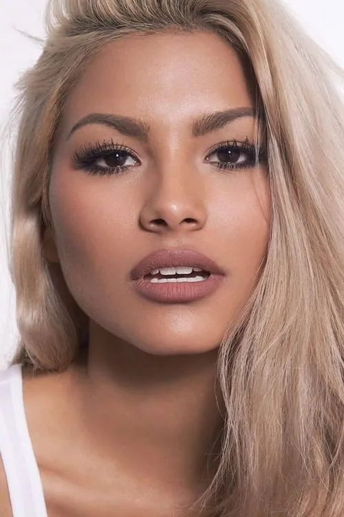 Tabitha Nauser — personaje: Herself