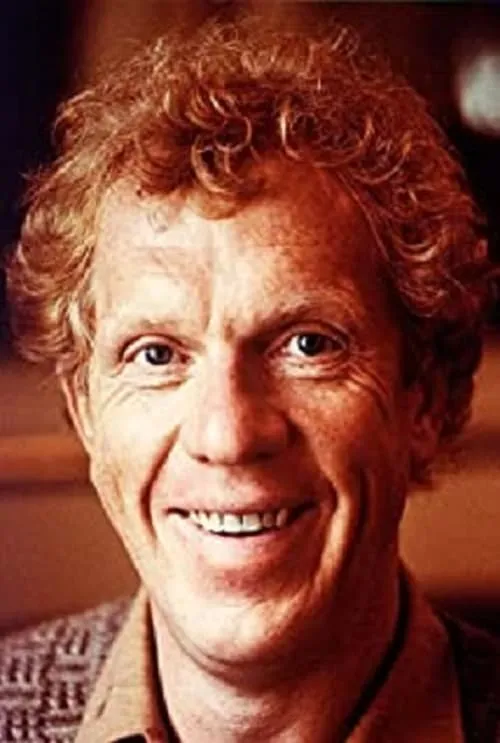 Tomas Alfredson ha trabajado con Tage Danielsson en 3 ocasiones