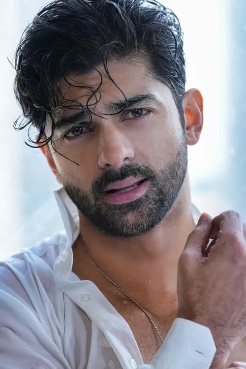 Taha Shah Badussha — personaje: Murad