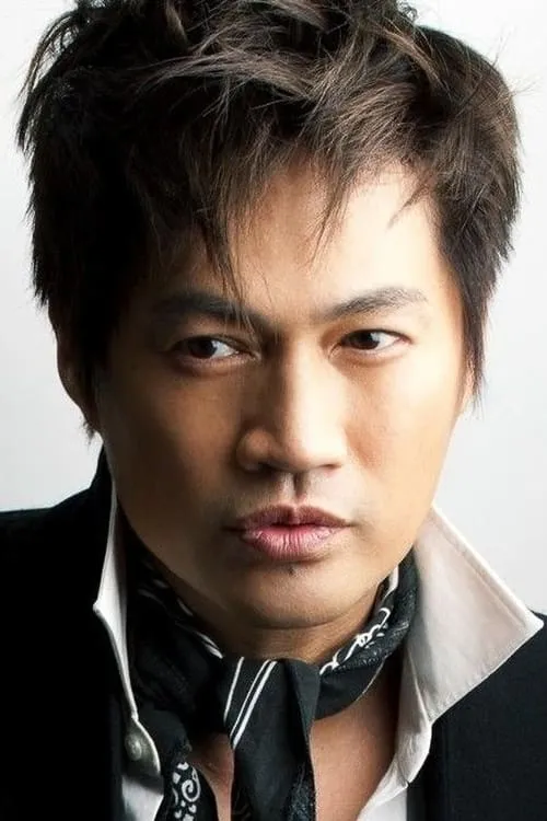 Tai Thai interpretando a Ho