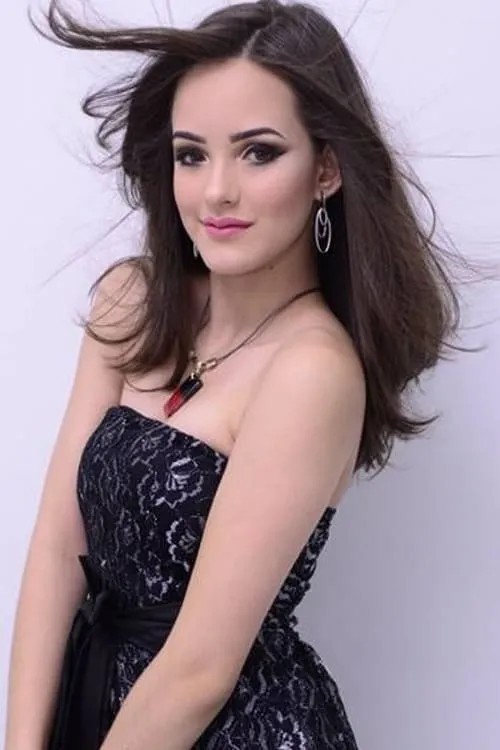 Beta Rangel ha trabajado con Tais Bizerril en 1 ocasiones