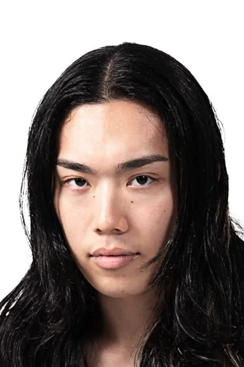 Takeshi Masada interpretando a