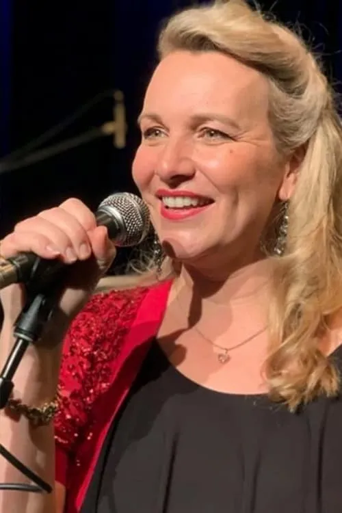 David Bergin ha trabajado con Tamsin West en 1 ocasiones