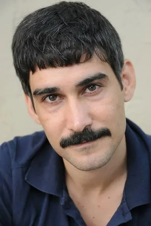 Taner Cindoruk en su biografía y filmografía