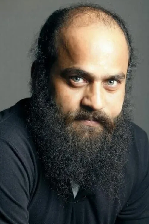 Tareeq Ahmed Khan — personaje: Hafizullah