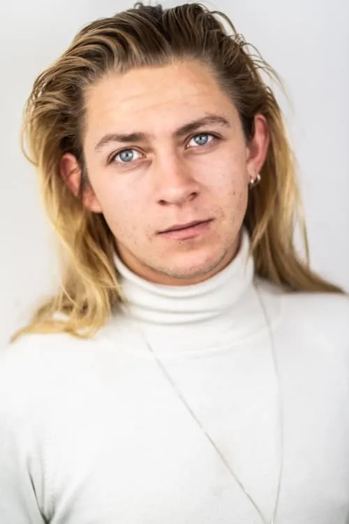 Tarik Moree interpretando a Willem