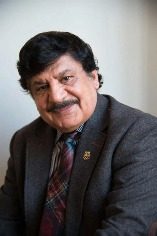 Julia Lyskova Juhlin ha trabajado con Tariq Alkhizais en 1 ocasiones