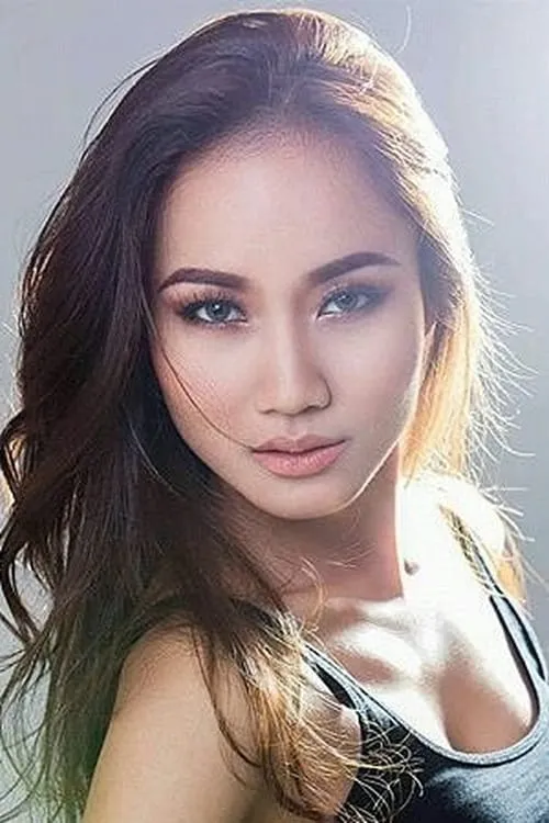 Tash Yong en su biografía y filmografía