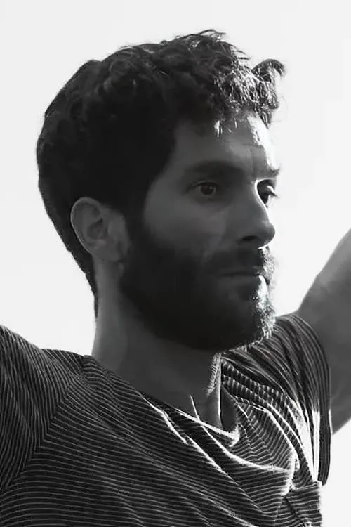 Jason Bitter ha trabajado con Tassos Karahalios en 1 ocasiones