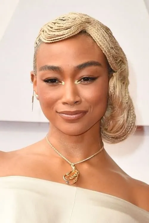 Tati Gabrielle interpretando a Jo Braddock