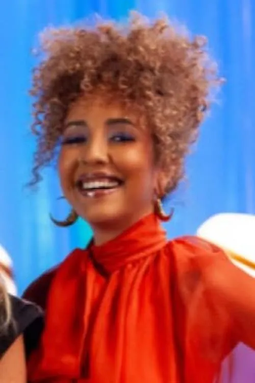 Tati Lisbon — personaje: Self - Co-Host