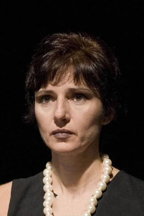 Tatiana Papamoschou — personaje: Mother