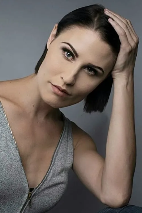 Sherry Nelson ha trabajado con Tatum Lee en 1 ocasiones